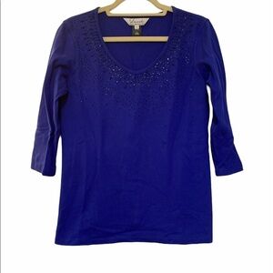 Vincente blouse embellished v-neck 3/4 length sleeves Size medium